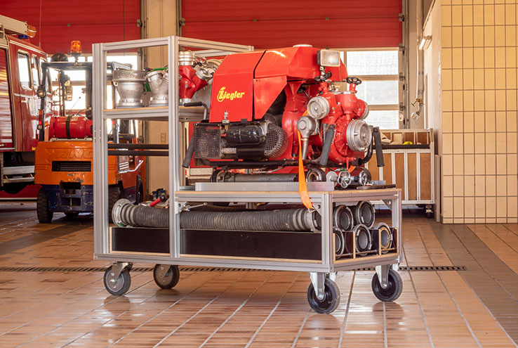 Conteneurs à rouleaux pour sapeurs-pompiers